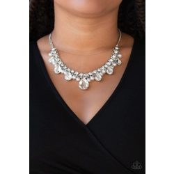 Knockout Queen - White