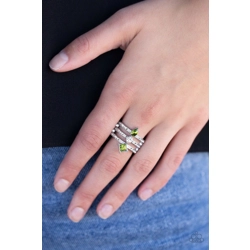 Triple Throne Twinkle -..