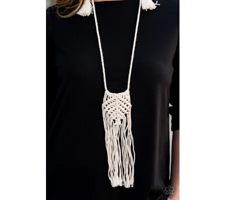 Macrame Mantra - White