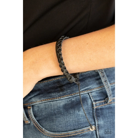 Homespun Harmony - Black