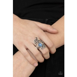 Glimmering Grapevines -..