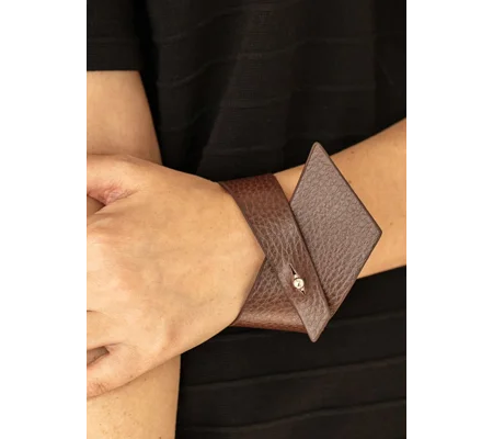 ​PIECE Offering - Brown