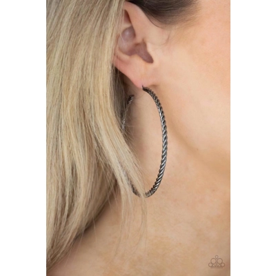 Resist The Twist - Black