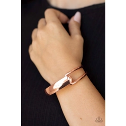 ​Couture-Clutcher - Cop..