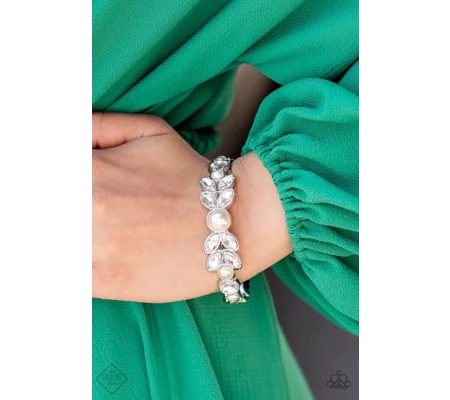 ​Regal Reminiscence-White