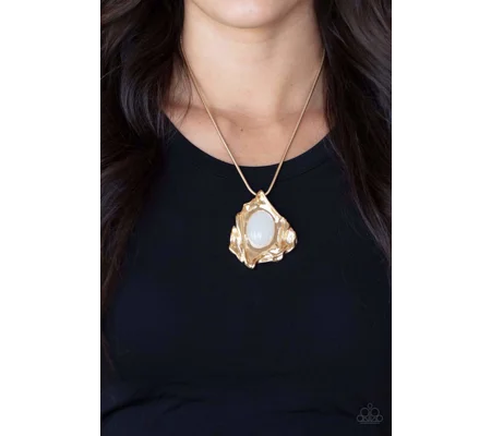Amazon Amulet - Gold