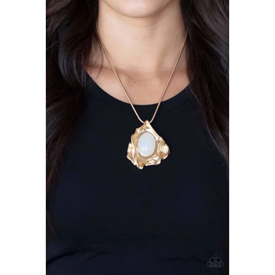 Amazon Amulet - Gold