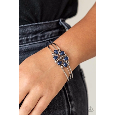 ​Taj Mahal Meadow - Blue