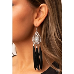 Pretty in PLUMES - Black