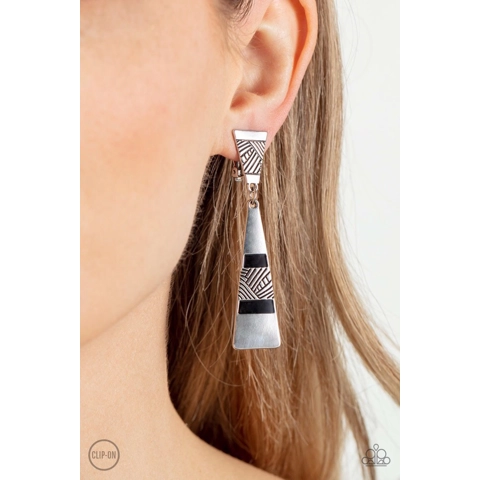 Safari Seeker - Black