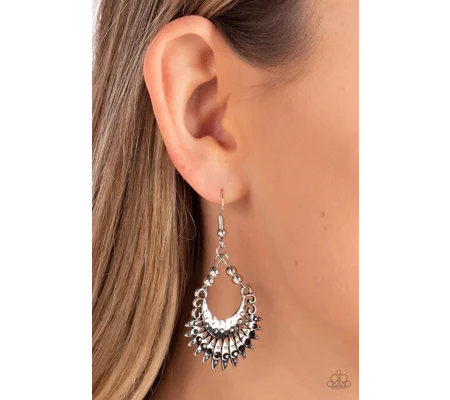 Lunar Luxury - Black