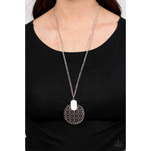 South Beach Beauty - White