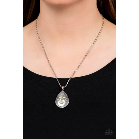 Cozy Cottage - Green