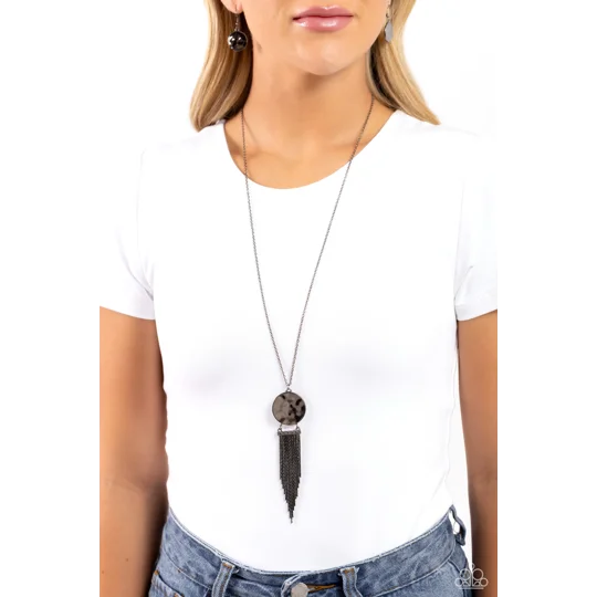Tassel Tenure - Black