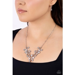 Gardening Group - White