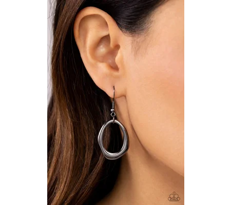 Asymmetrically Artisan - Black