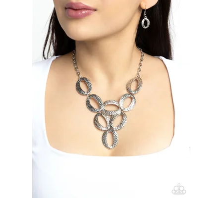 OVAL The Limit - Silver