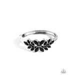 Glamorously Garnished - Black Glamorously Garnished - Black