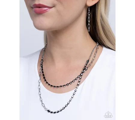 Boxy Brilliance - Black