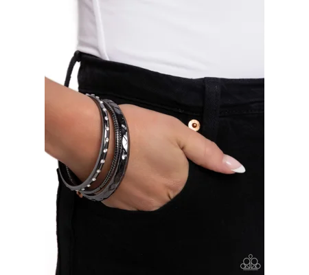 Confidently Curvaceous - Black
