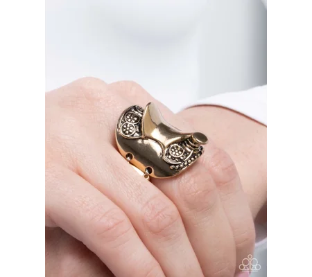 Equestrian Elegance - Gold