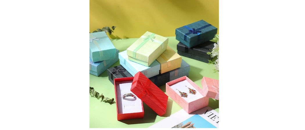 Free gift box with purchase!