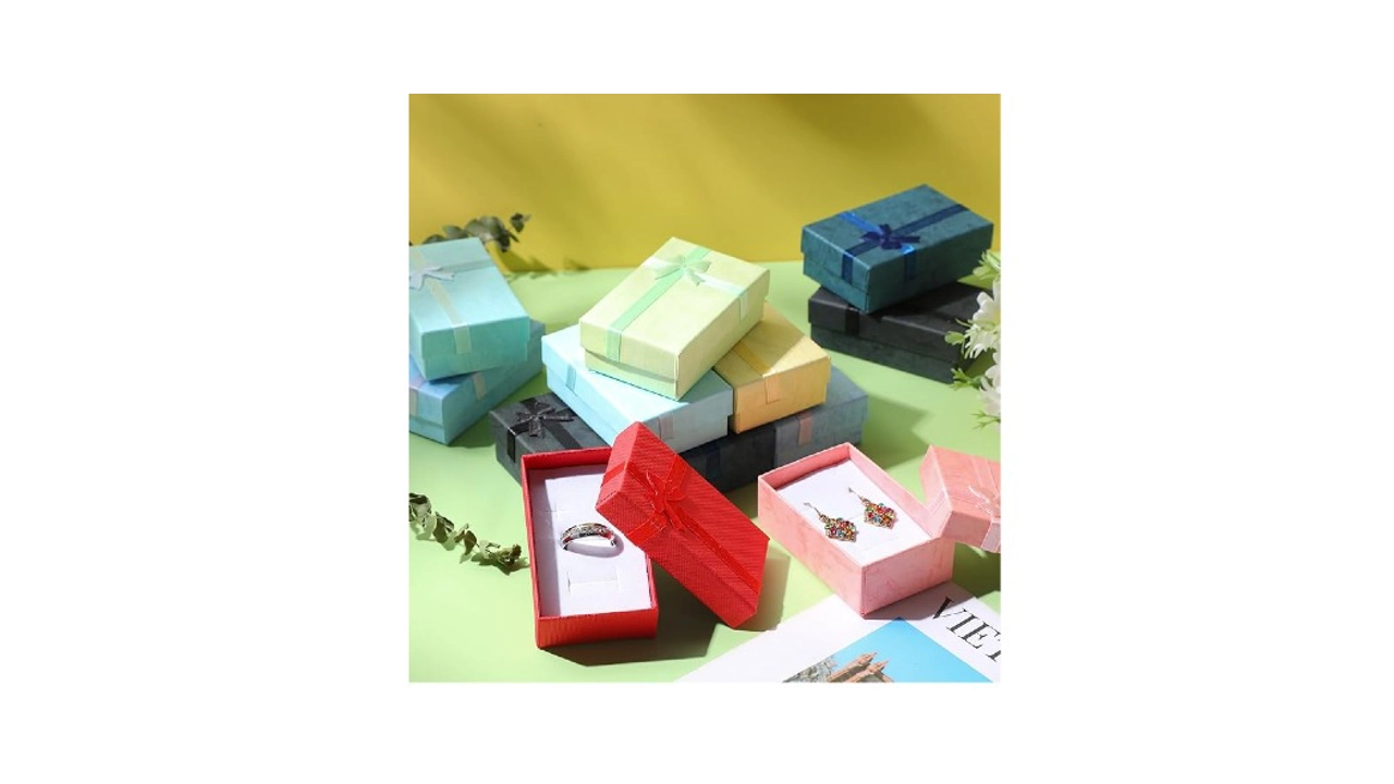 Free gift box with purchase!