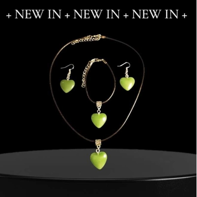 Jade Heart Stone Parure - Silver Jade Heart Stone Parure - Silver