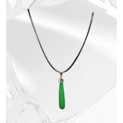 Emerald Glow Glass Jade Necklace