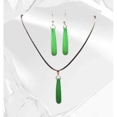 Emerald Glow Glass Jade Parure