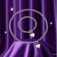 Elegant Love Lariat