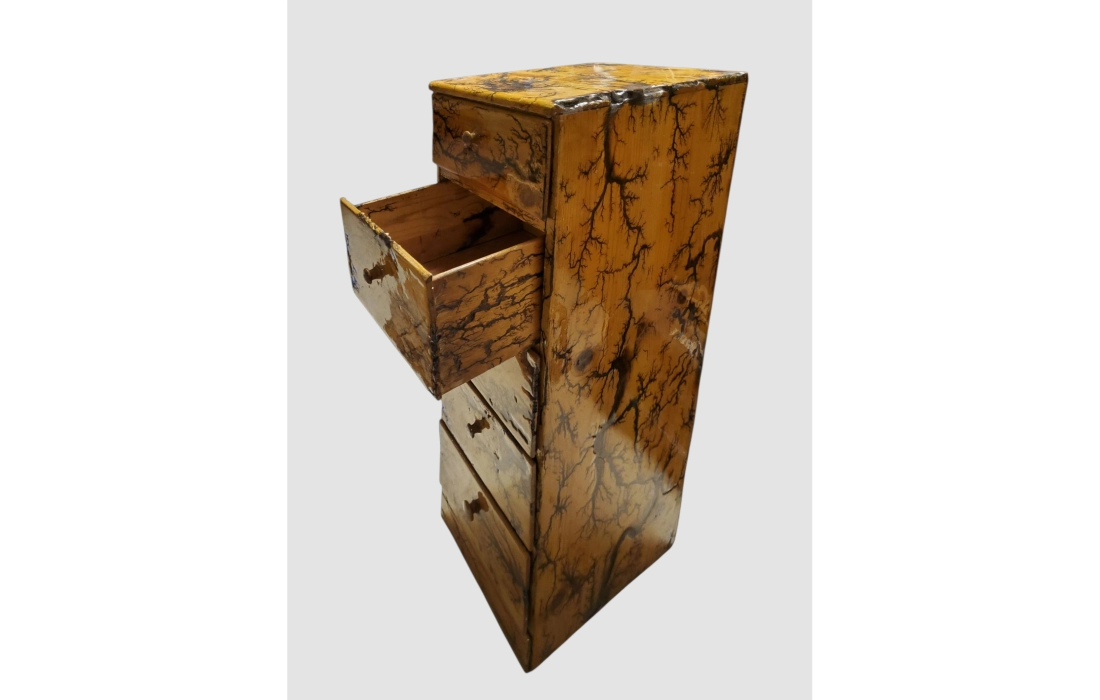 Fractal Burnt Dresser