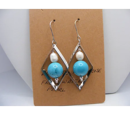 Howlite Turquoise and Pearl earrings