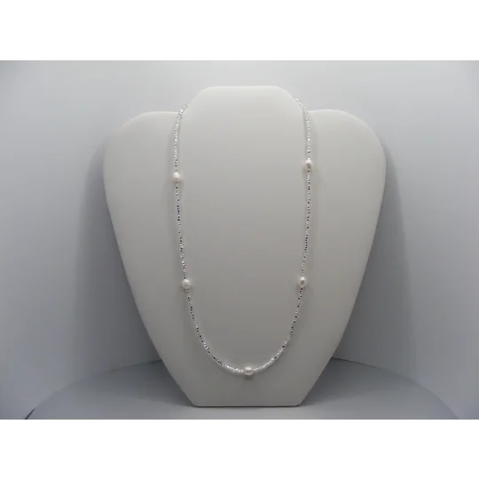Freshwater Pearl and Silver lined Rocaille Beaded Necklace