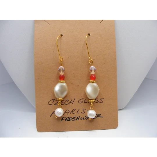 Vintage Baroque Gass Pearl earrings
