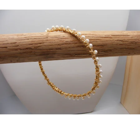 Cream Pearl Bangle Bracelet - Gold