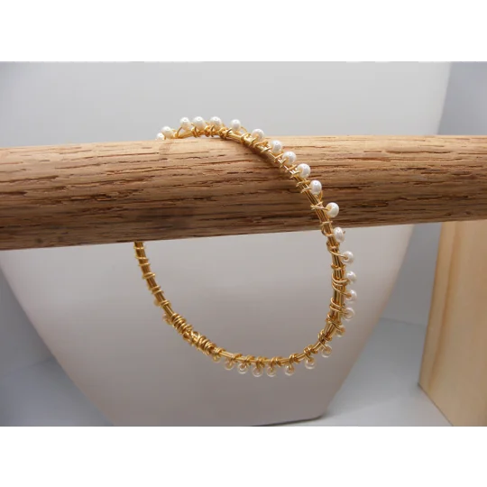 Cream Pearl Bangle Bracelet - Gold