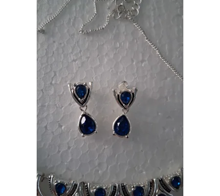 Avon Blue Deco Necklace and Earring Gift Set