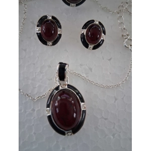 AVON 2012 East End Gift Set with Ring