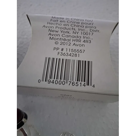 AVON 2012 East End Gift Set with Ring