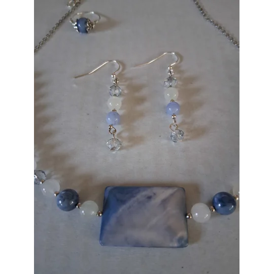 Mother of Pearl, White Jade and Agate with Crystals set