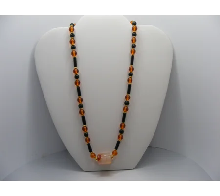 Agate and Obsidian necklace