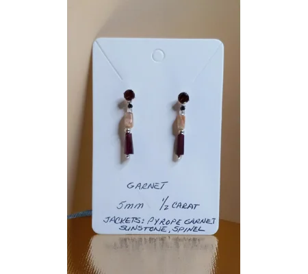 Garnet Stud earrings