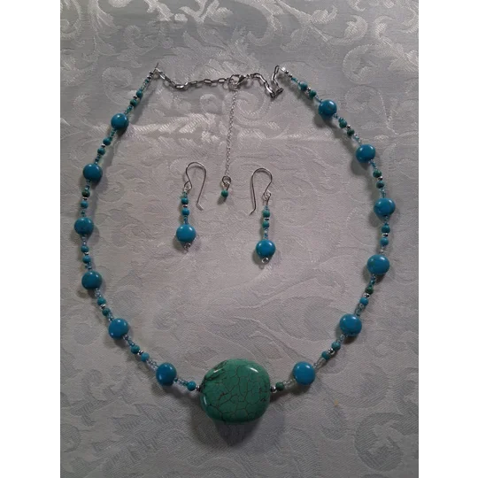 Into the Southwest Turquoise, Howlite Necklace Set