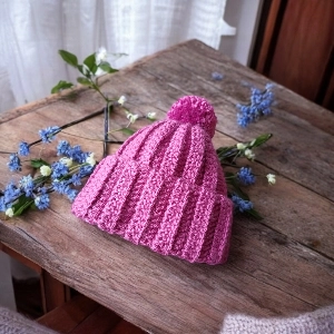 Deluxe Crochet Bobble Hat