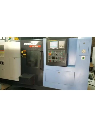 2010 DOOSAN LYNX 220LMA