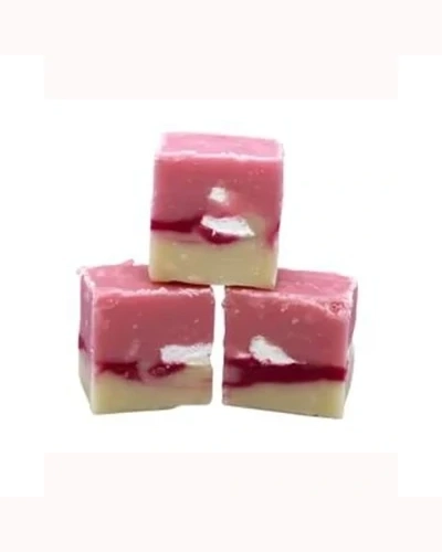 Boozy Eton Mess Fudge Boozy Eton Mess Fudge