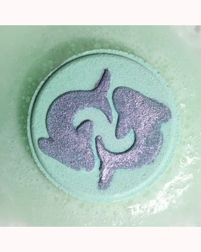 Box of 2 Zodiac Bath Fizzers with Horoscope - Pisces Box of 2 Zodiac Bath Fizzers with Horoscope - Pisces
