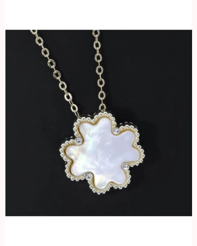 Clover Mother of Pearl Necklace Clover Mother of Pearl Necklace