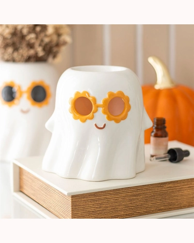 Groovy Ghost Oil Burner and Wax Warmer Groovy Ghost Oil Burner and Wax Warmer